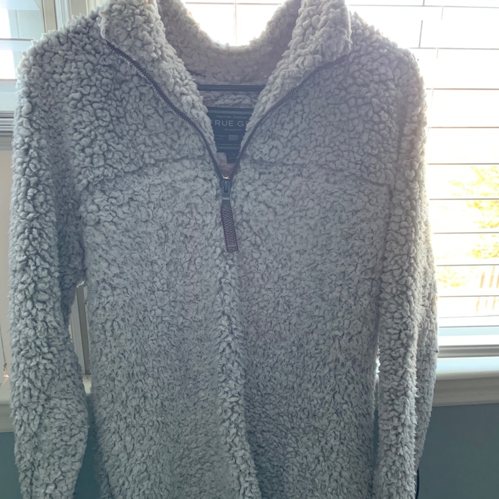 True grit pullover